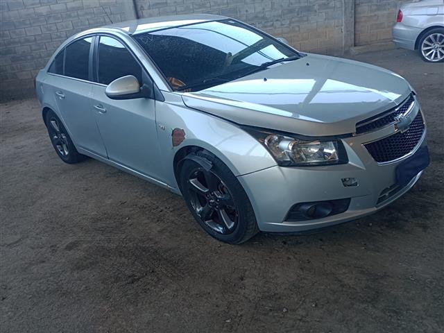 CRUZE LT NB 2012