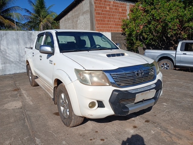 HILUX CD 4X4 SR 2015